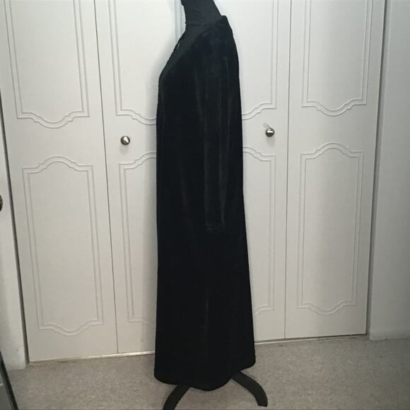 NWOT CONCIERGE COLLECTION Black Full Length Cozy Robe - Size Medium/Large - Picture 2 of 5